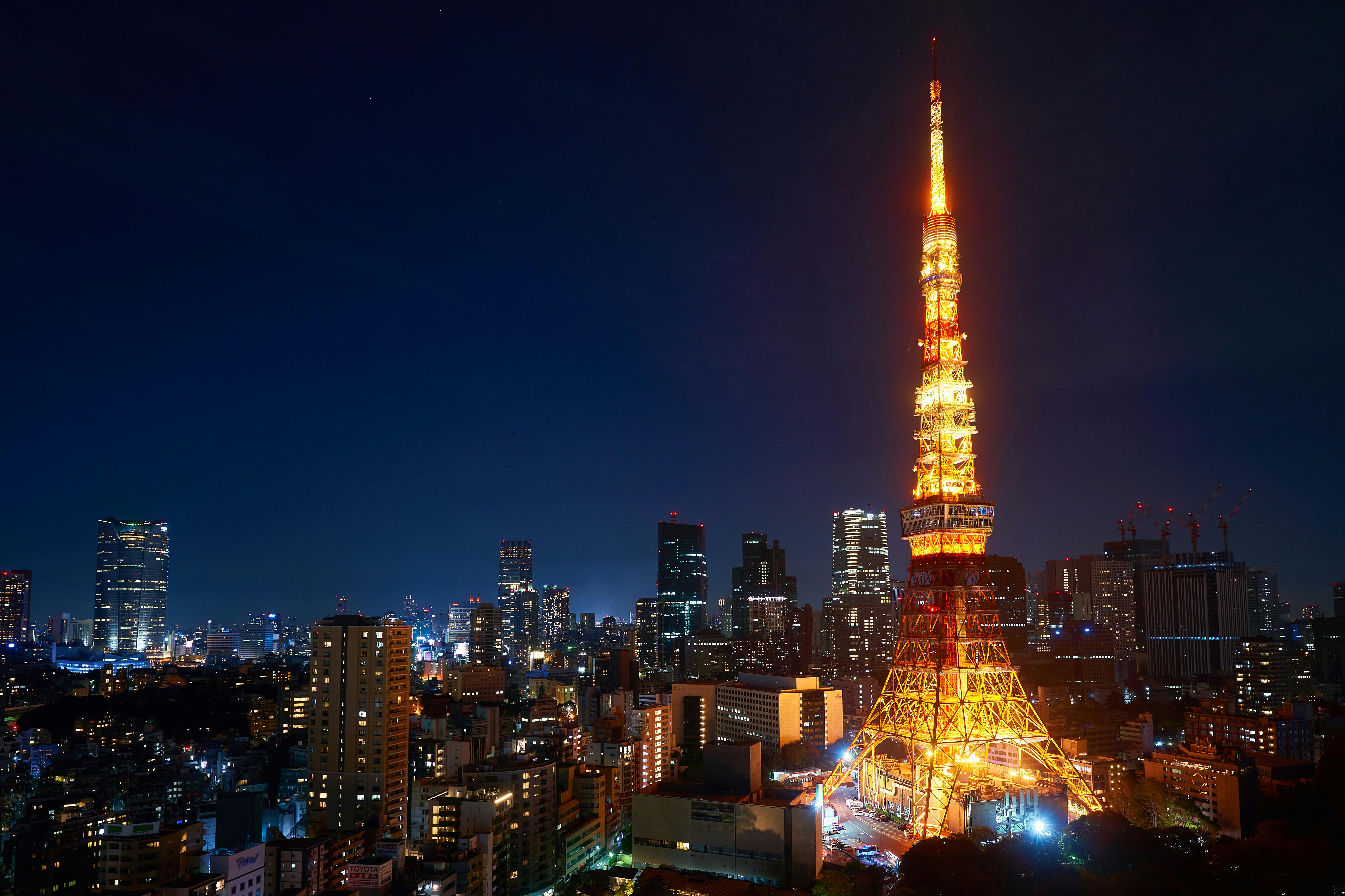 Tokyo Tower at night